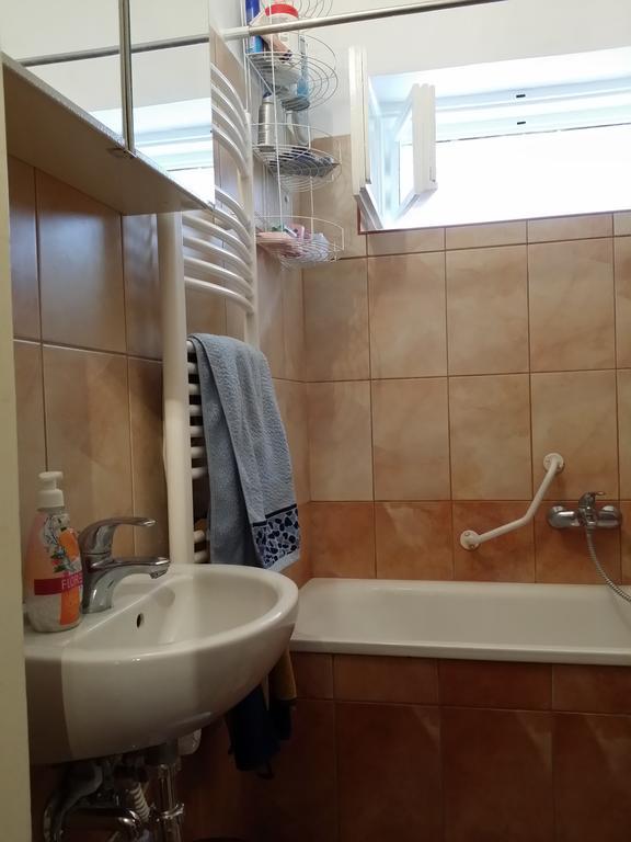 Apartamento Boris Apartman Gyula Exterior foto