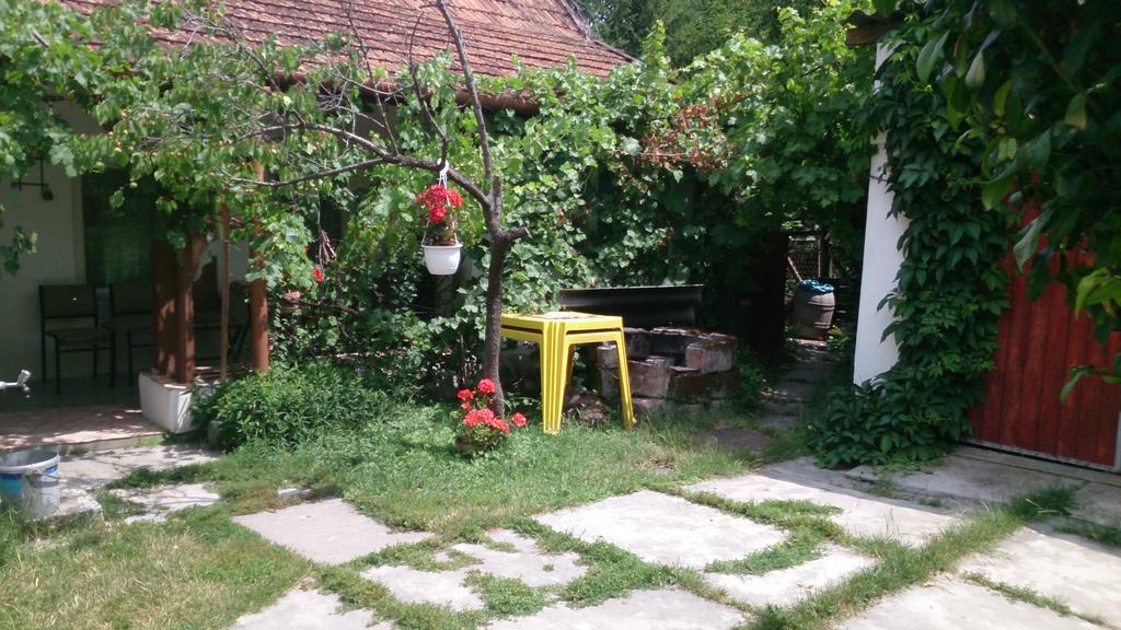 Apartamento Boris Apartman Gyula Exterior foto